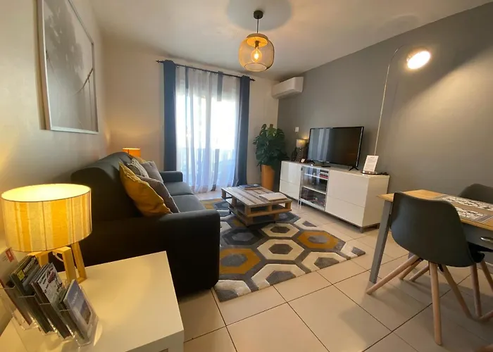 Toulonhost - Le Litardi - Superbe T2 - 2 Pas Des Plages - Clim - Fibre