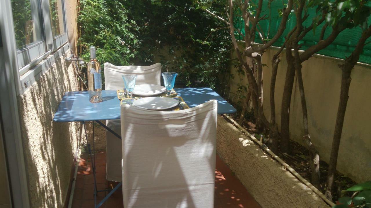 Toulonhost - Le Litardi - Superbe T2 - 2 Pas Des Plages - Clim - Fibre Apartment *