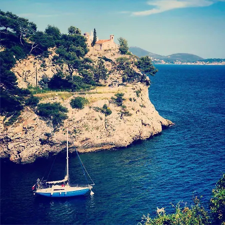 Toulonhost - Le Litardi - Superbe T2 - 2 Pas Des Plages - Clim - Fibre Exterior foto